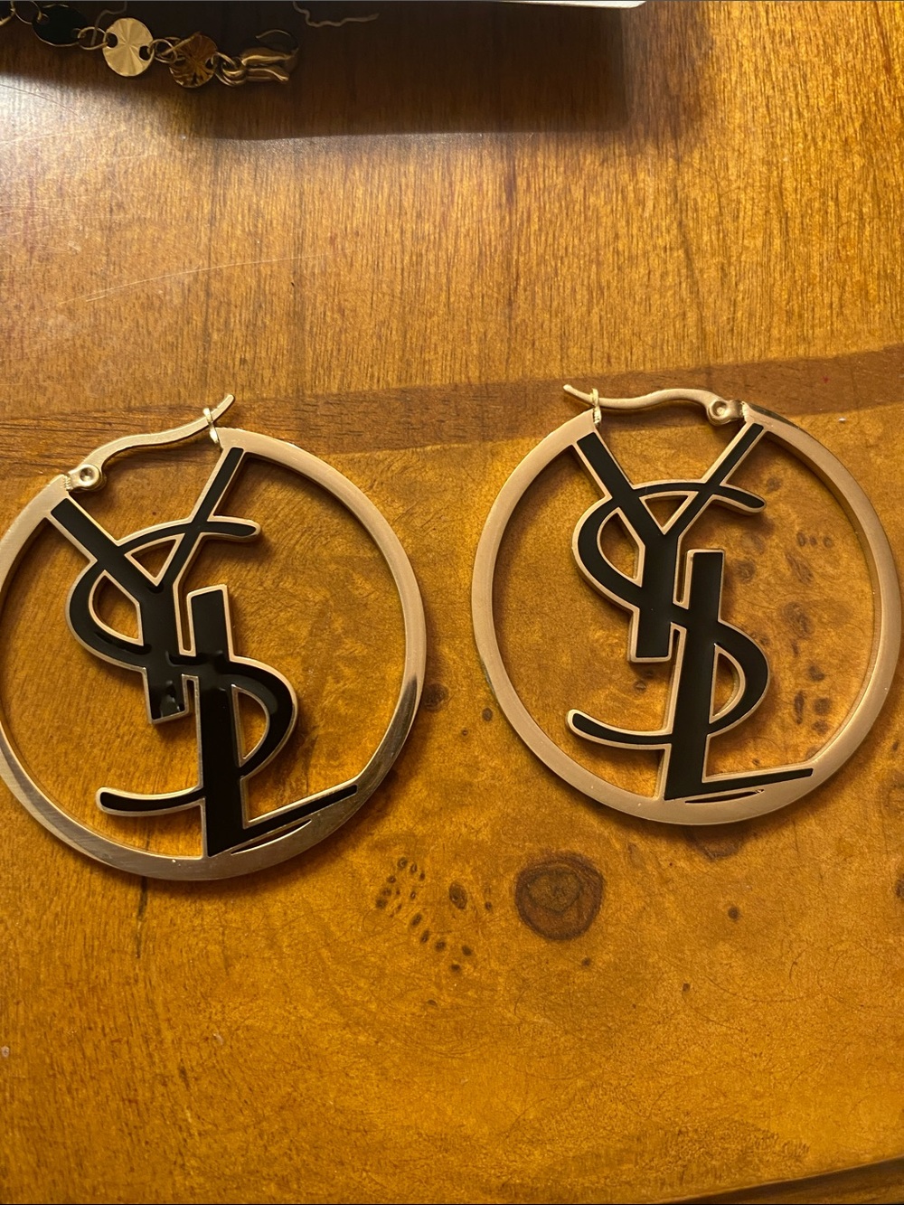 Fashion Jewelry YSL Logo Hoop Earrings in Black and Gold